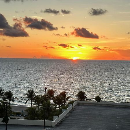 Luxury Stylish Oceanfront 2 Bedroom 2 Bathroom In Hollywood Fl Eksteriør billede