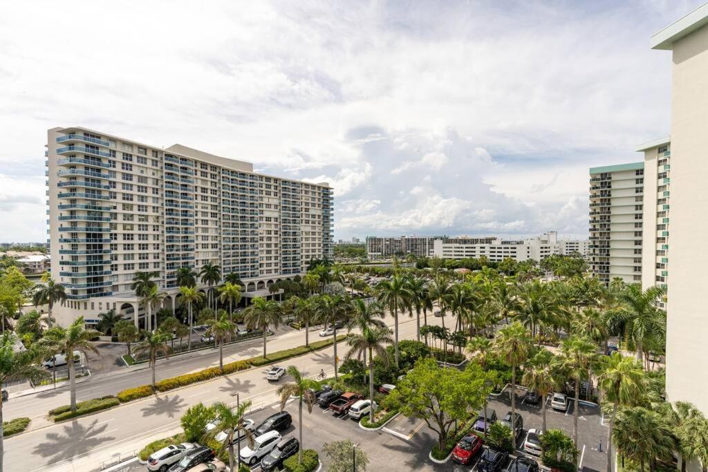 Luxury Stylish Oceanfront 2 Bedroom 2 Bathroom In Hollywood Fl Eksteriør billede